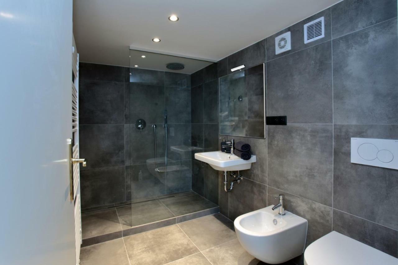 The Apartment House - Mezibranska Prague Exterior photo