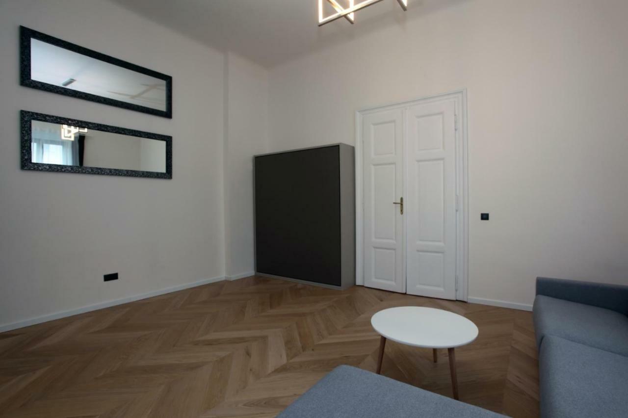 The Apartment House - Mezibranska Prague Exterior photo