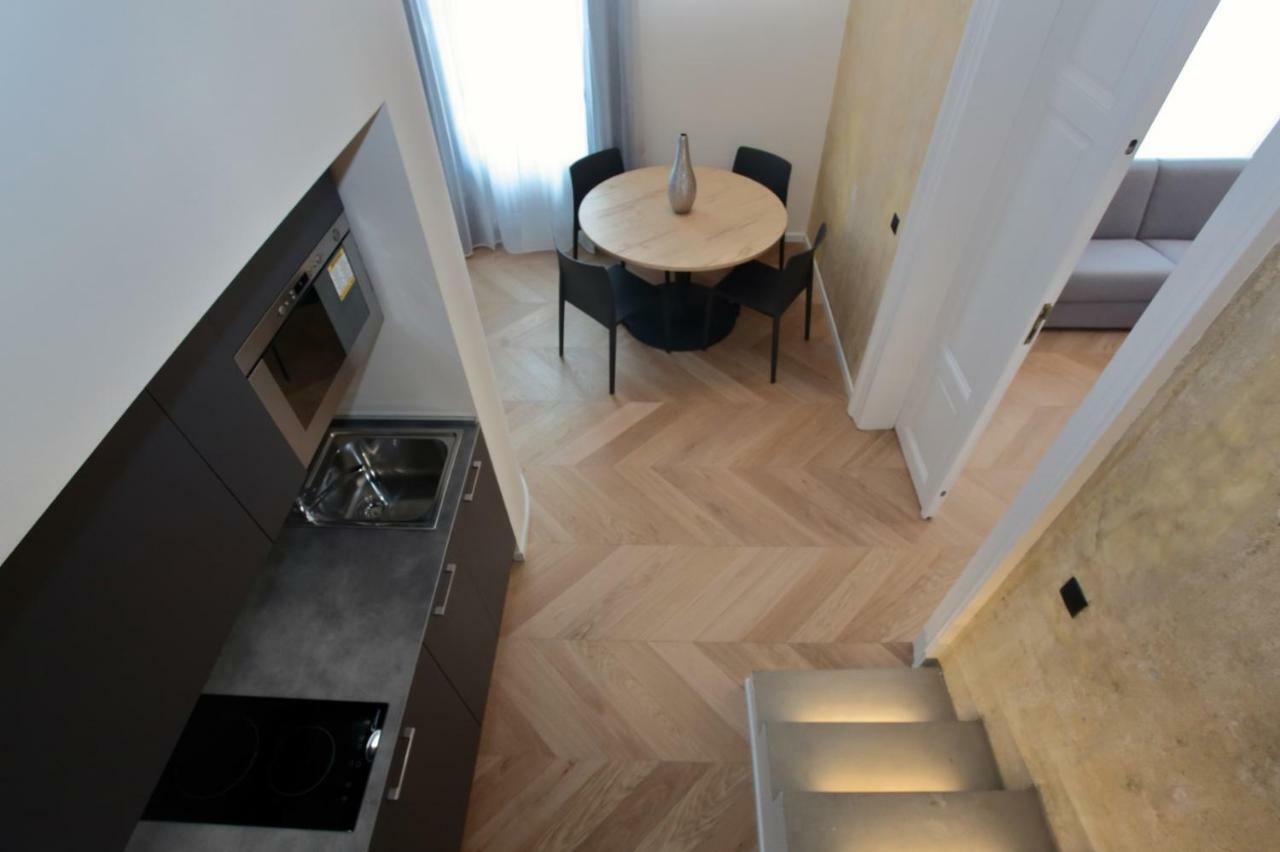 The Apartment House - Mezibranska Prague Exterior photo