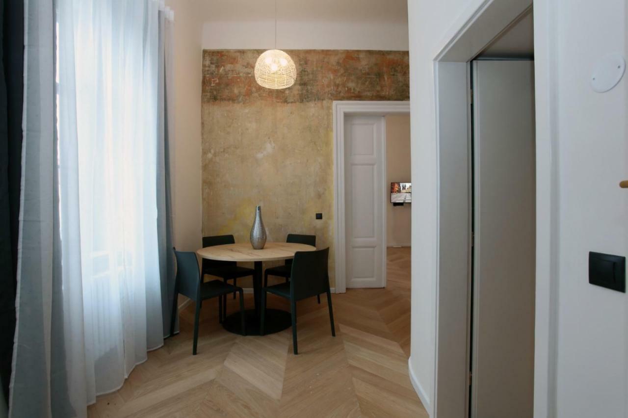 The Apartment House - Mezibranska Prague Exterior photo