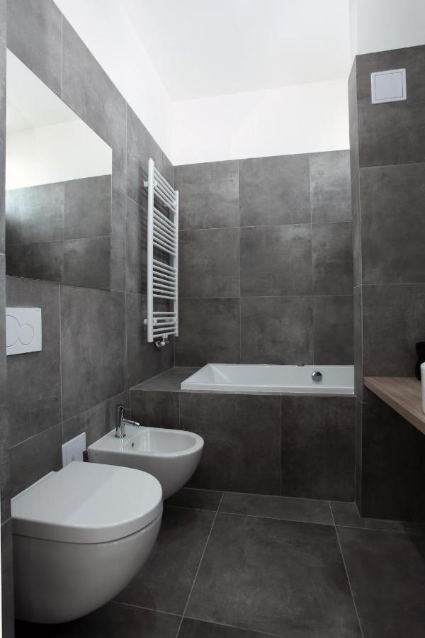 The Apartment House - Mezibranska Prague Exterior photo